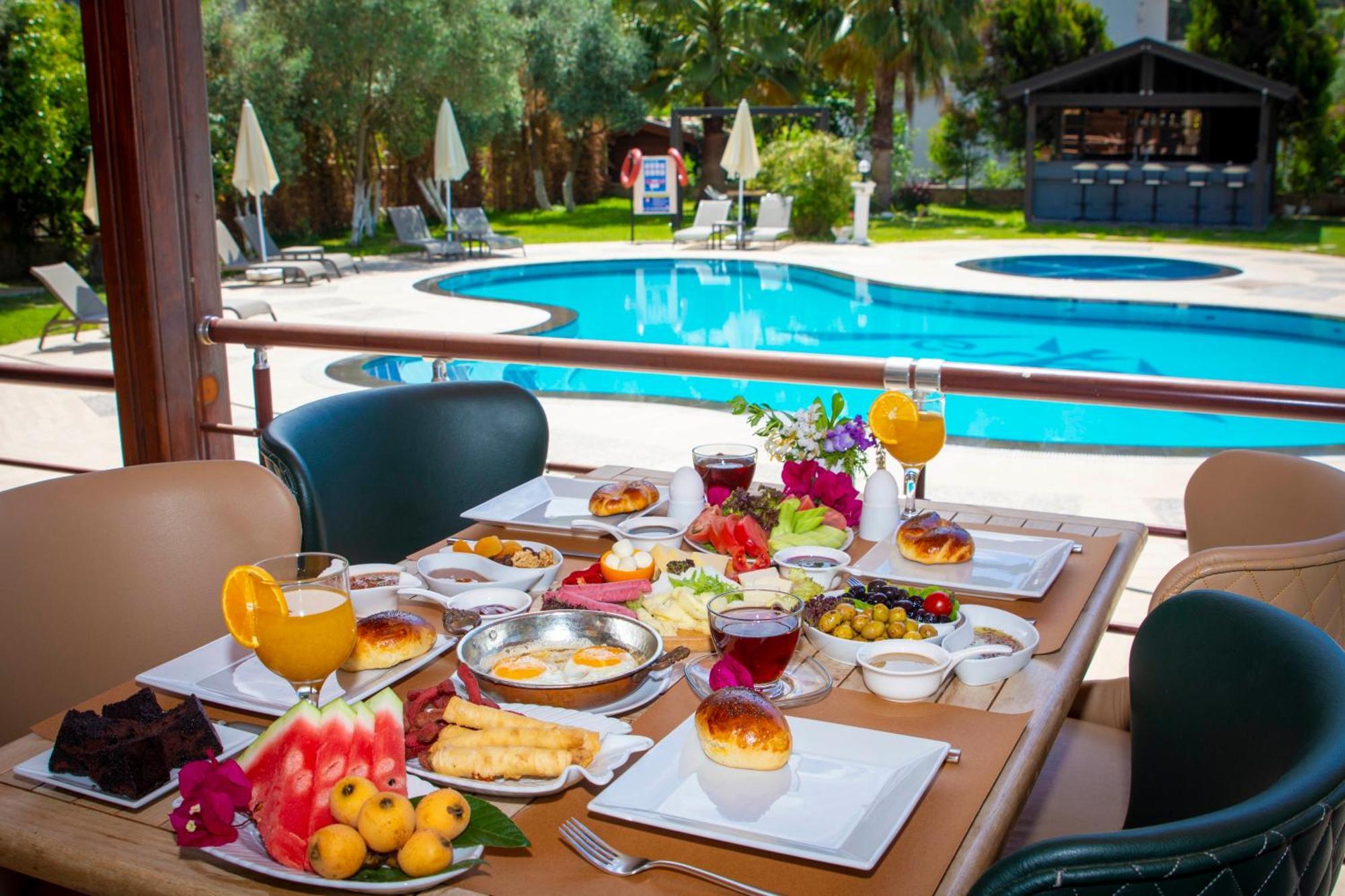 Mesken Inn Hotel Gocek  Exterior photo